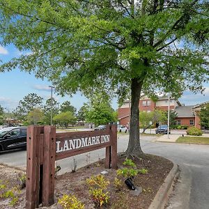 The Landmark Inn Fort Bragg Exterior photo