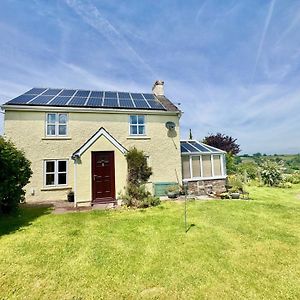 Villa 3 Bed In Talyllyn 93947 à Llanywern Exterior photo