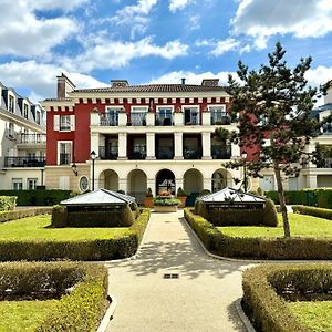 Suite Medicis Near Disneyland Serris Exterior photo