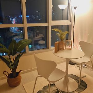 Emotional House - Night View, Full Options, One Bedroom Incheon Exterior photo