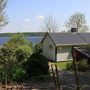Holiday Home Hus Lammen Right On The Lake Lammhult Exterior photo