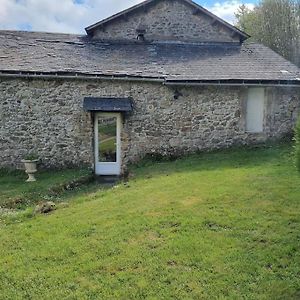 Appartement Cascade - Gite Pour 2 Personnes à La Salvetat-sur-Agout Exterior photo