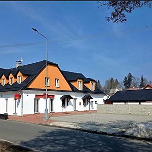 Hotel Penzion Karin à Rýmařov Exterior photo