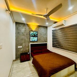 Appartement Luxurious 3Bhk Grandeur à Thiruvananthapuram Exterior photo