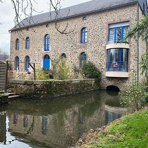 Appartement Le Moulin De Meral à Montsûrs Exterior photo