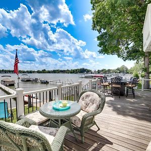 Villa Waterfront Clarklake Escape - Deck, Dock And Views Exterior photo