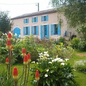 Bed and Breakfast Maison d'hôtes La Chabanaise - Marais Poitevin à Cramchaban Exterior photo