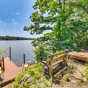 Villa Quiet Cabin On Glen Lake With Boat Dock And Deck! à Queensbury Exterior photo