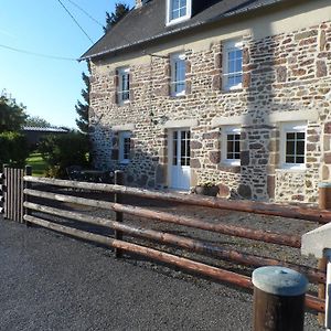 Maison de 2 chambres avec jardin clos et wifi a Chanteloup a 4 km de la plage Exterior photo