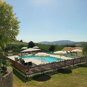 Villa Italian Experience-La Casa Di Campagna à Molino di Carassai Exterior photo