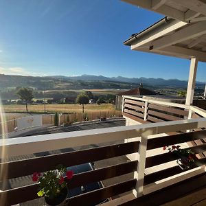 Appartement Loft Des Milans, Petit Nid Douillet Perche Sur La Campagne à Ecublens  Exterior photo