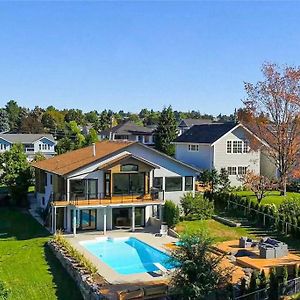 Luxurious 5 Bedroom House With Pool & Sauna West Kelowna Exterior photo