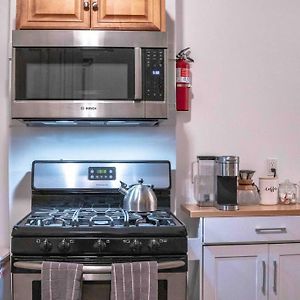 Appartement Cozy 2Br-Walk To Tufts & Green Line, Near Boston! à Medford Exterior photo