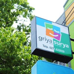 Hotel Griya Surya Solo Exterior photo