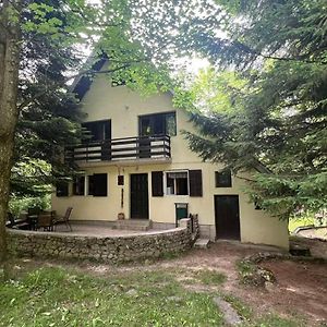 Villa Meliha'S Crib In Brezovica à Strpce Exterior photo