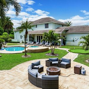 Villa 8Br Entertainers Estate W Pool Games Theater à Coconut Creek Exterior photo