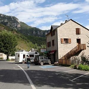 Villa Gite Clevacances D 2/4 Personnes Aux Vignes à Les Vignes Exterior photo