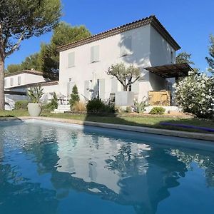 Villa Maison De Charme Avec Piscine Aix-En-Provence à Éguilles Exterior photo