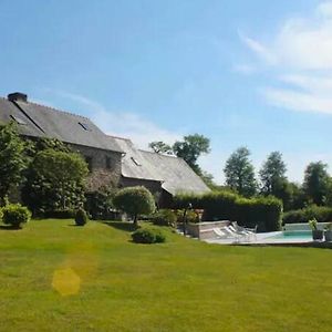 Villa Magnifique Domaine Du Val Ory Avec Piscine à Iffendic Exterior photo