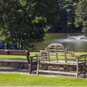 Villa Lakes And Woodlands Hiking Overstone Holiday Park à Sywell Exterior photo