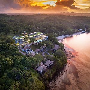 Hotel Palau Sunrise Sea View Landison Retreat à Melekeok Exterior photo