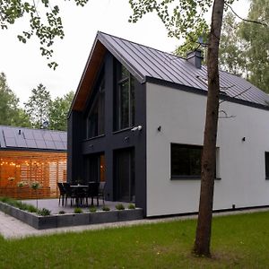 Villa Grabina For Rest- Domki W Lesie à Zdziary  Exterior photo