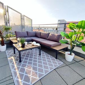 Appartement Ulmer Penthouse Fuer 7, Arbeitsplatz, Xxl-Dachterrasse, Grill, Wii Exterior photo