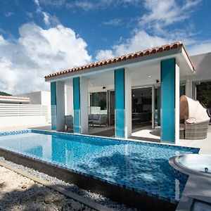 Pool Villa Sanrriott Okinawa Motobu Exterior photo