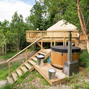 Hotel Yurtshire Eavestone Lake - Beech à Ripon Exterior photo