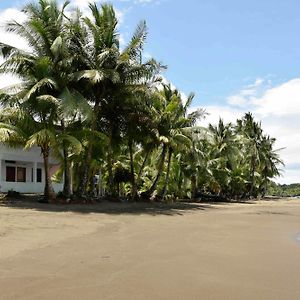 Hotel Playa Guachalito à Coquí Exterior photo