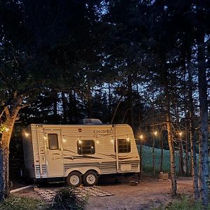 Hotel Cozy Camper Rv In Ingonish Exterior photo