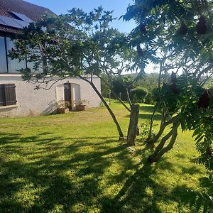 Appartement Au Petit Bois Magique à Payrac Exterior photo