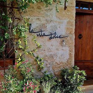 Bed and Breakfast La Vita Dolce, Luberon à Grambois Exterior photo