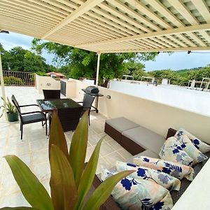 Charming Condo With A Rooftop, Across Beach Coco Exterior photo