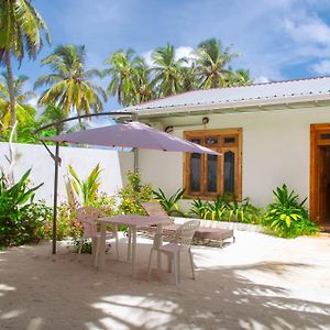 Himandhoo Lodge Exterior photo