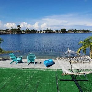 Villa Lakeside 3Br Retreat With Private Yard & Kayak Use à Fort Lauderdale Exterior photo