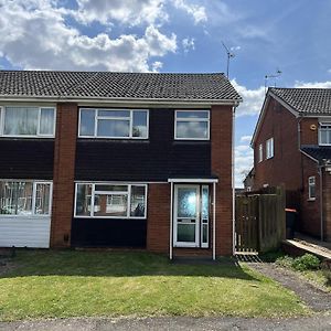 Villa Charming 3-Bed House In Leighton Buzzard Exterior photo