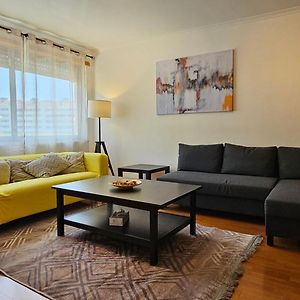 Appartement Modern 3 Bed Flat - Beaches, Expo & City Fun - Your Gateway To Lisbon à Montijo Exterior photo