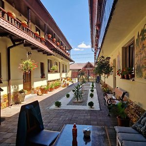 Hotel Casa Luca à Sîmbăta de Sus Exterior photo