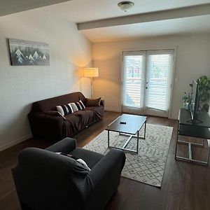 Appartement Amazing 2Br Apt In Central Location With Pool à Greeley Exterior photo