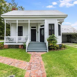 Historic Home, Downtown Scott, Sleeps 6, Near Interstate 10 Exterior photo