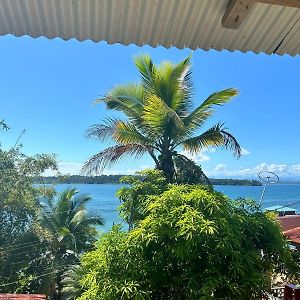 Hotel Blue Sky à Bocas del Toro Exterior photo