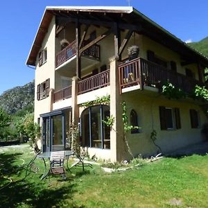 Appartement d'une chambre avec jardin clos et wifi a Saint Crepin Exterior photo