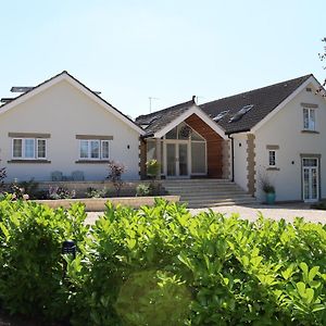 Villa Leafield House Nables Farm à Chippenham  Exterior photo