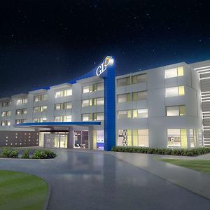 Hotel Glo Best Western Bronx Nyc à New York Logo photo