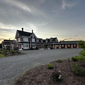 The Whitetail Inn And Suites- Lincoln Exterior photo