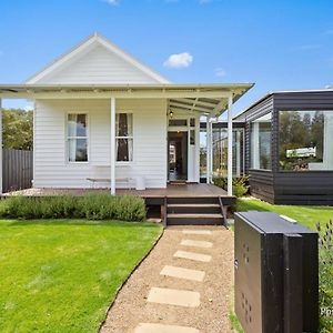 Charming 4 Bedroom Cottage Retreat Newhaven Exterior photo