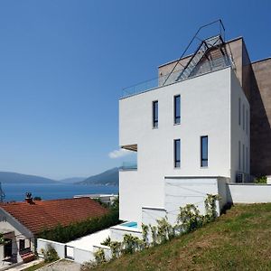 The Sound Of The Sea In Your Apartment Donja Lastva Exterior photo