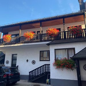 Hotel Gaestehaus Vis-A-Vis à Rüdesheim am Rhein Exterior photo