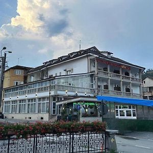 Hotel Pensiunea Balea à Cîmpeni Exterior photo